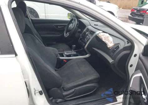 2015 Nissan Altima 2.5 S from USA, damaged, VIN 1N4AL3AP5FC203648